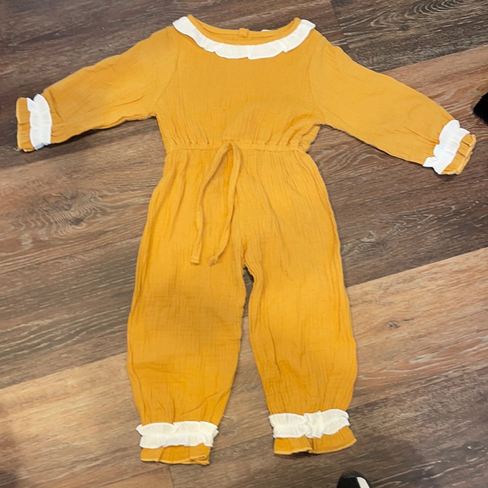 Mustard yellow. 18 months.